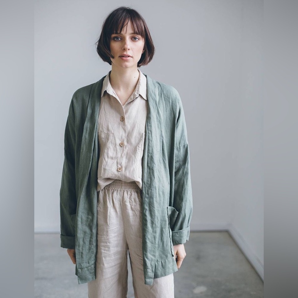 Oversized Linen Kimono Jacket – Pine Green